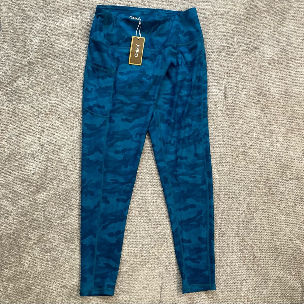 Oalka Camo Multi Teal Yoga Pants Size Large NWT High Waist Pockets Stretch
